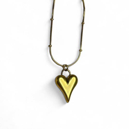 GOLD BEADED DETAIL HEART PENDANT NECKLACE