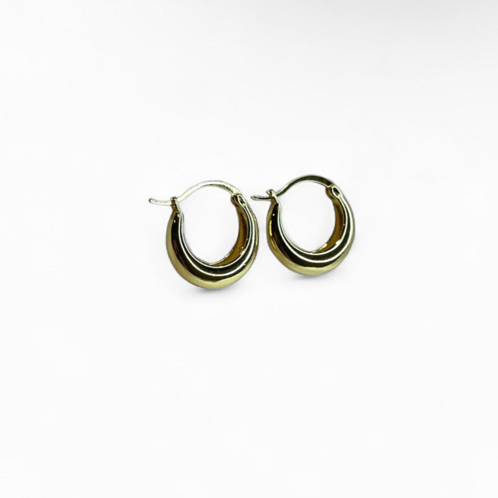 CLASSIC GOLD HOOPS