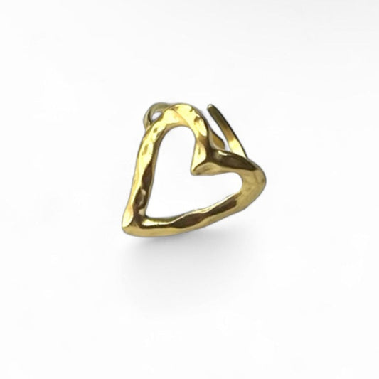 GOLD STATEMENT HEART RING