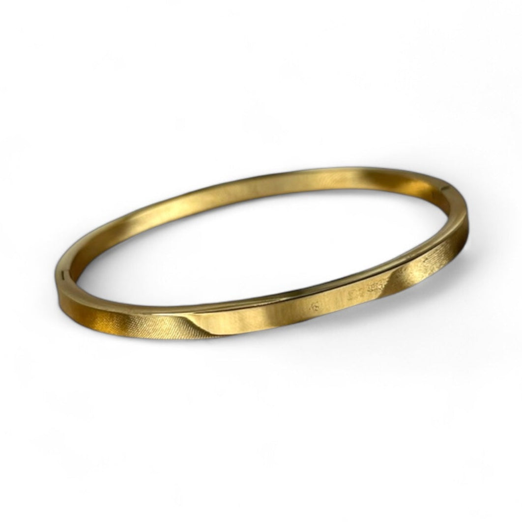 GOLD DAINTY BANGLE