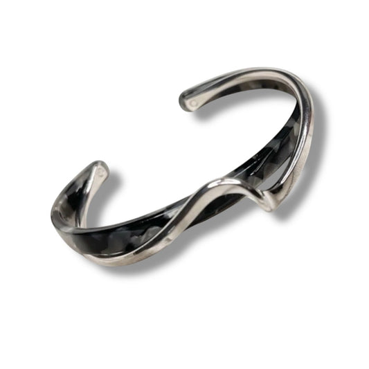 BLACK/SILVER WAVE BANGLE