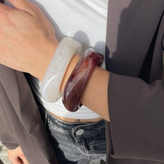 AMBER BANGLE