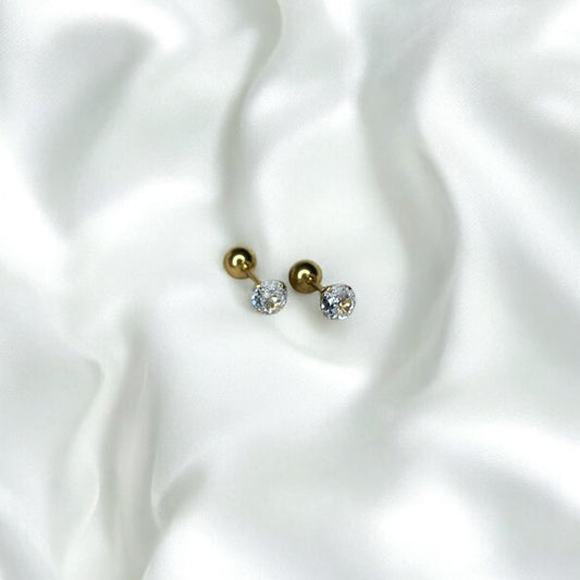 DAINTY DIAMONTE STUDS