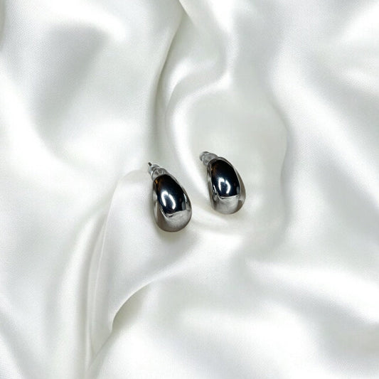 SILVER TEARDROP STUDS