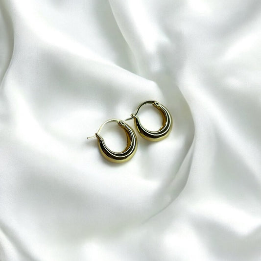 CLASSIC GOLD HOOPS