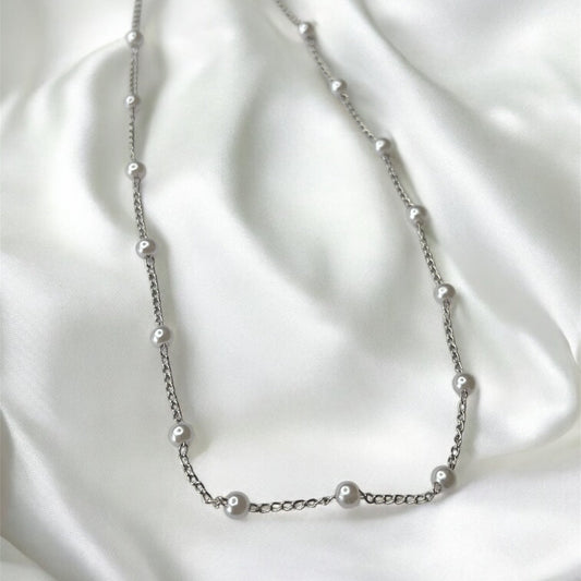 SILVER PEARL NECKLACE
