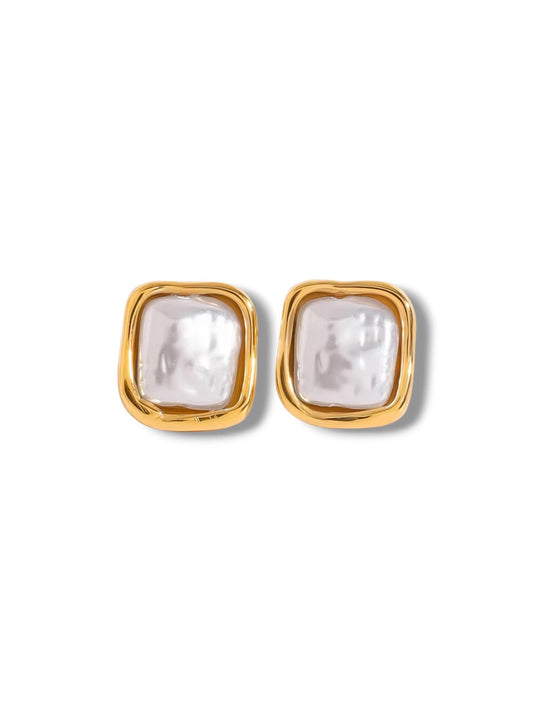 SOLENNE PEARL STUD