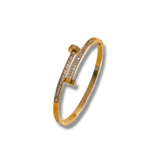 GOLD NAIL BANGLE